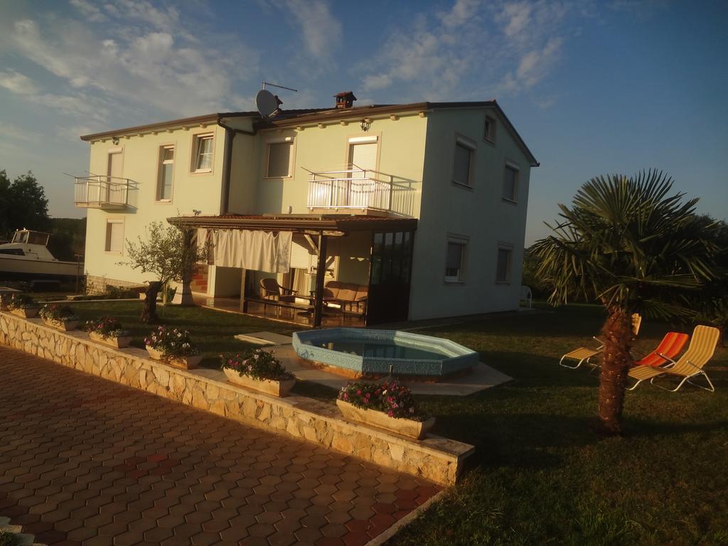 Apartments Zdravac Umag Luaran gambar